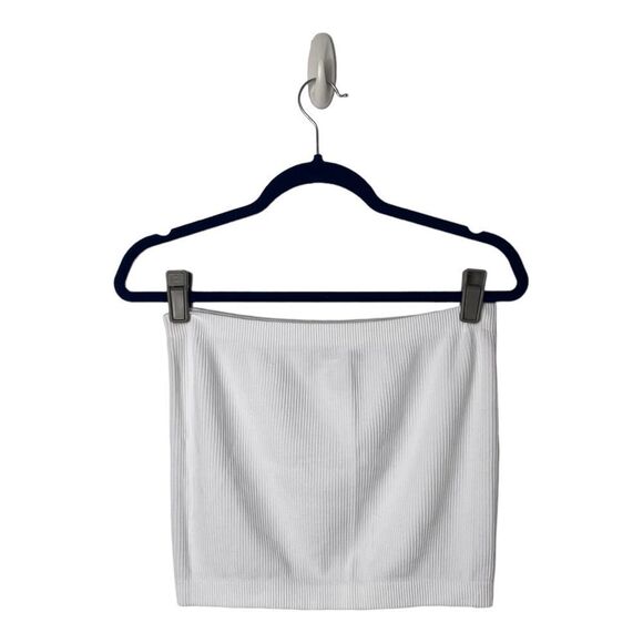 Love 83 SZ XL white ribbed mini skirt - Picture 1 of 3